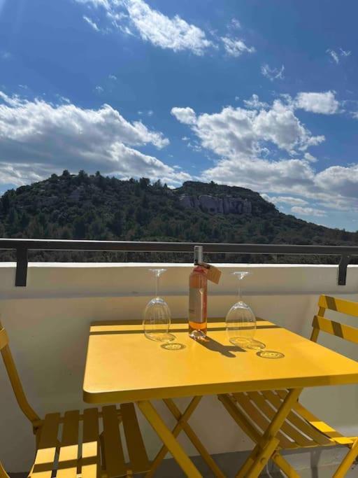 Ferienwohnung "Lou Mes" Baux-De-Provence Balcon Exterior foto